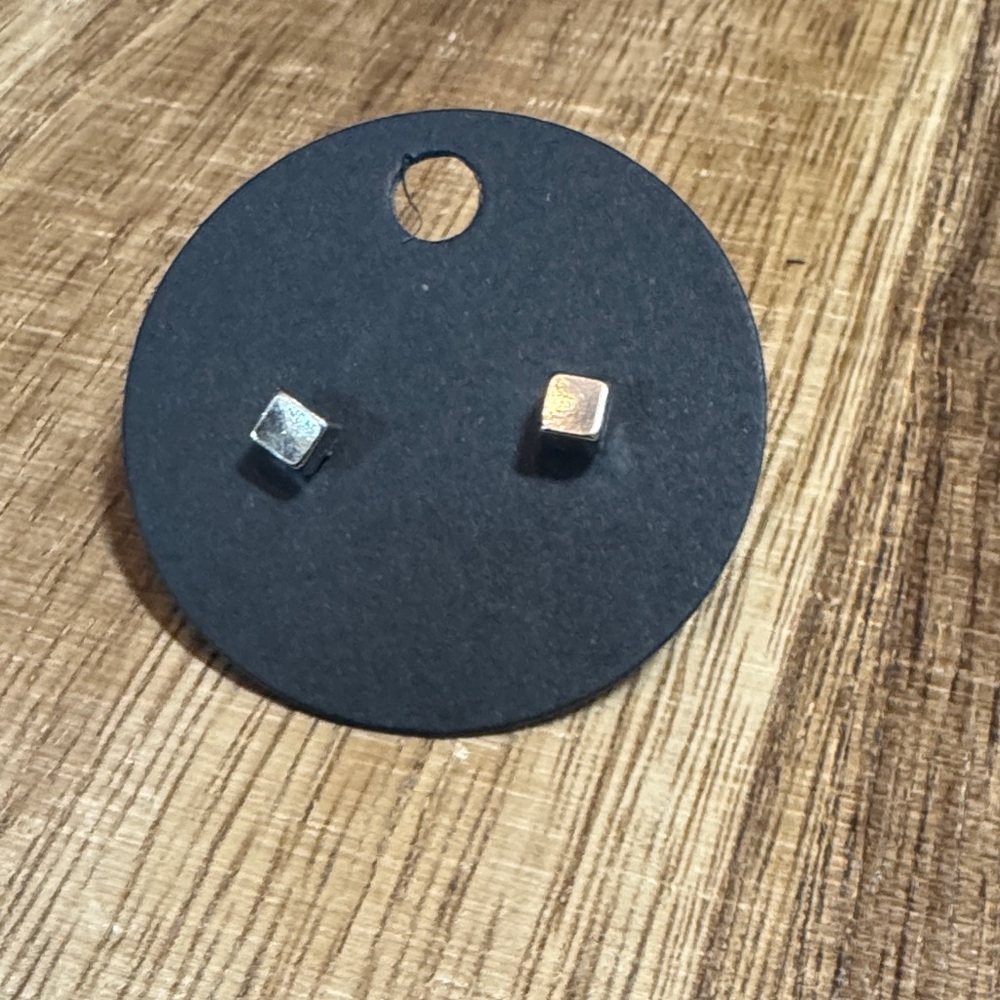 Silver Cube Stud Earrings